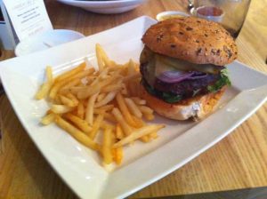 Cheeseburger with gruyere