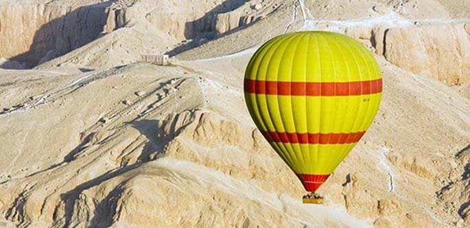 Hot air balloon to the Valley of Kings