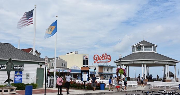 Rehoboth Beach Lifestyle Living in Summer | SearchGo